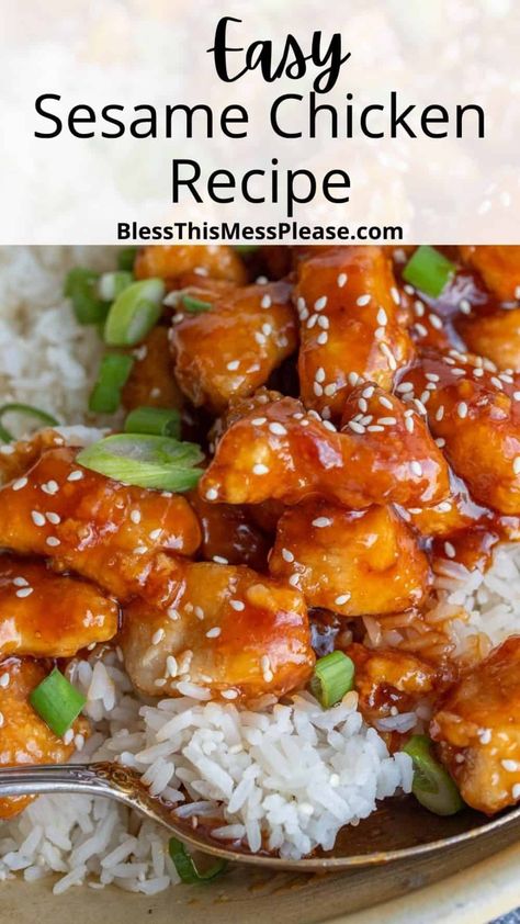 Quick and easy sesame chicken is so easy to make with ingredients you already have at home and it's done in less than 30 minutes! Sesame Chicken Bowls, Cubed Chicken Recipes, Homemade Sesame Chicken, Sesame Chicken Sauce, Crispy Sesame Chicken, Easy Sesame Chicken, Chinese Chicken Recipes, Chicken Bowls, Sesame Chicken Recipe