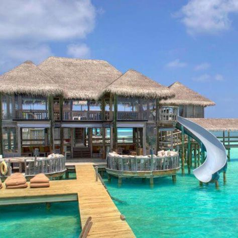 As the winter weather takes over, you may begin to crave sunshine and sandy shores. Here are 10 of the most amazing overwater bungalows around the world. Over Water Bungalow, Honey Moons, Underwater Room, Water Hotel, German Castles, Paradise Places, Water Bungalow, Fiji Resort, Lodge Design