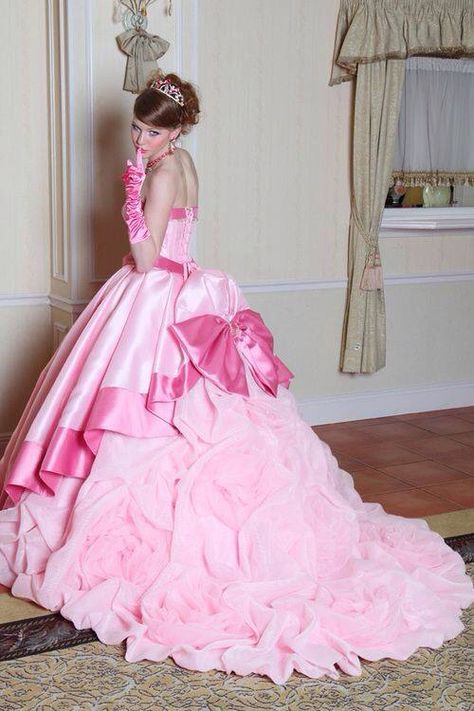 Cute Princess dress Barbie Bridal, Nylon Dress, 21st Dresses, Pink Gowns, Gorgeous Wedding Dress, Gorgeous Gowns, Quinceanera Dresses, Beautiful Gowns, Fancy Dresses