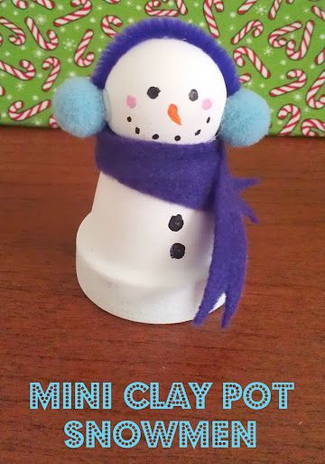 Mini Clay Pot Crafts, Pot Snowman, Grub Hub, Diy Schneemann, Library Programming, Mini Clay, Pot Art, Terra Cotta Pot Crafts