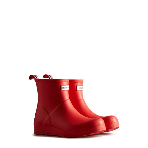 Hunter Boots Outfit Fall, Ankle Hunter Boots, Red Hunter Rain Boots, Scandinavian Clothing, Rain Boots Hunter, Rain Boot Outfit, Womens Hunter Boots, Infj Psychology, Women's Rain Boots