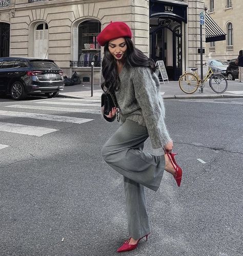 Beret Outfit Street Style, Red Beret Outfit, Red Hat Outfit, Beret Outfits, Street Style Women Fall, Style Outfits Fall, Outfits Black Women Fall, Autumn Outfits Ideas, Casual Autumn Outfits