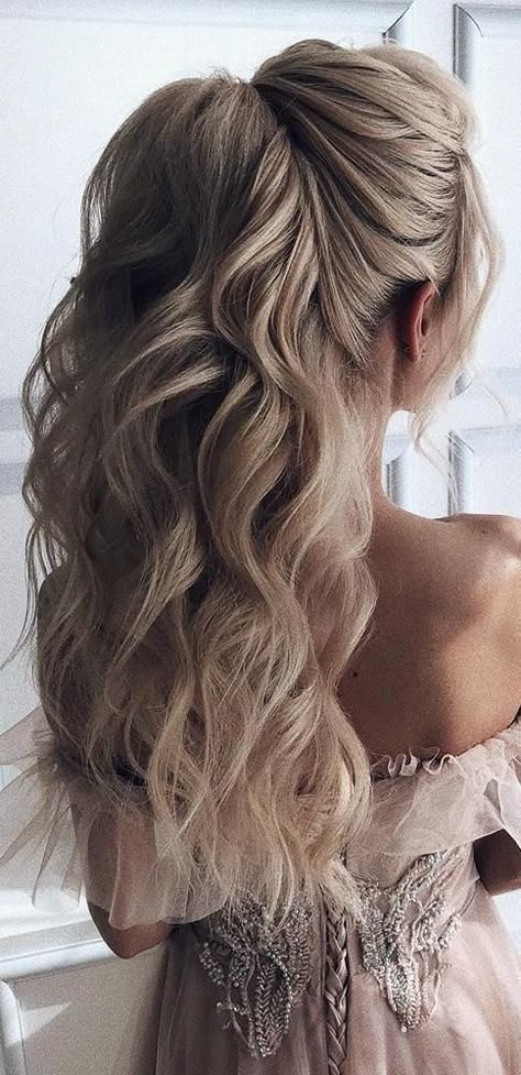 Prom Hairstyles Updos, Wedding Hairstyles Bride, Best Wedding Hairstyles, Fishtail Braid, Long Hair Wedding Styles, Prom Hairstyles For Long Hair, Trendy Wedding Hairstyles, Wedding Hair Inspiration, Voluminous Hair