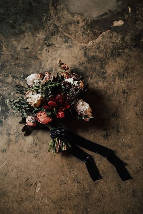 A Dark and Moody Wedding Full of of Black and Oxblood Details Moody Wedding Aesthetic, Moody Wedding Flowers, Dark Moody Wedding, Dark And Moody Wedding, Dark Wedding, Dark And Moody, Moody Wedding, Wedding Aesthetic, North Texas