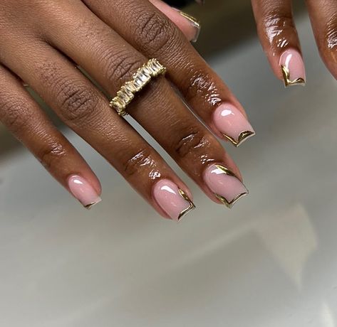 Gold Acrylic Nails Short, Gold Nails French, Acrylic Nails Short, Gold Chrome Nails, Gold Acrylic Nails, Gold Nail Designs, Work Nails, French Tip Acrylic Nails, Short Square Acrylic Nails