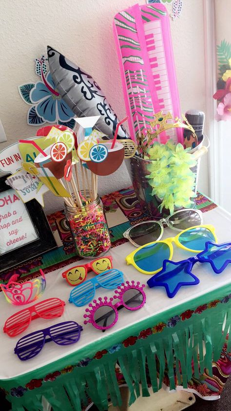 Luau themed photo booth Photo Booth Beach Theme, Beach Theme Photo Booth, Luau Photo Booth Ideas, Beach Party Photo Booth, Summer Photo Booth, Luau Photo Booth, Beach Photo Booth, Pool Party Photo Booth, Hawaiian Photo Booth