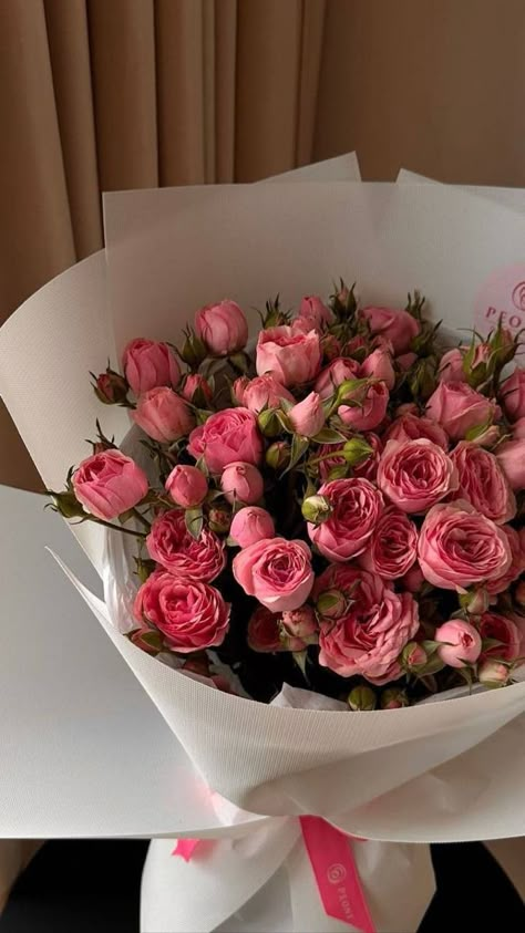 Pink Rose Bouquet, Boquette Flowers, Flowers Bouquet Gift, Nothing But Flowers, Flower Therapy, Beautiful Bouquet Of Flowers, Pink Bouquet, Luxury Flowers, 가을 패션