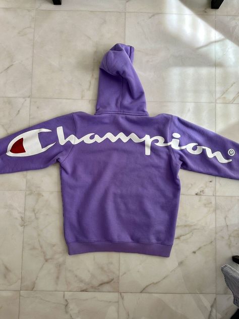 Supreme Champion Hooded Sweatshirt SS18 Supreme Sweatshirt, North Face Puffer Jacket, Youtube Logo, Men's Tops, Champion Hoodie, Puffer Jacket, Hooded Sweatshirt, North Face, Hooded Sweatshirts