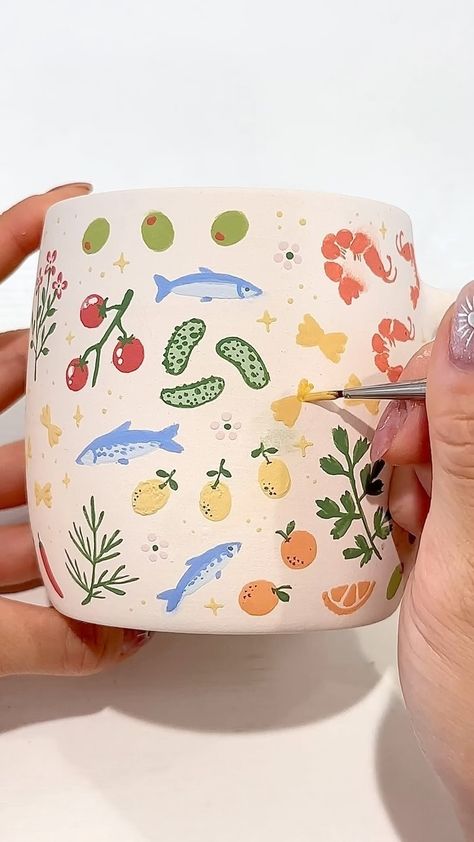 ✨Sylvie Pottery✨ | What should I name this mug?🍋 #painting #underglaze #cutemugs #handmademugs #pottery #potterypainting #ceramics | Instagram Underglaze Bowl Ideas, Painting Ceramic Mugs Diy, Diy Painting Ceramics, Designer Liner Ceramics, Fall Pottery Ideas Painting, Underglaze On Bisque, Bisqueware Painting Ideas, Painting Pottery Techniques, Pottery Inspiration Aesthetic