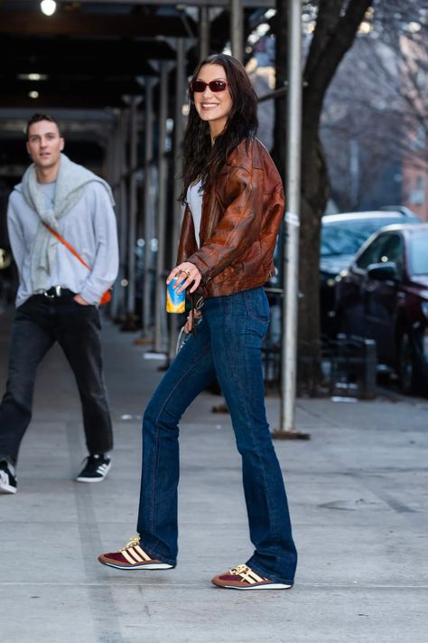 Bella Hadid Strolled Around NYC in These Cute Retro Adidas Sneakers — Here’s Where to Find Them on Sale | Teen Vogue Adidas Sneakers Outfit, Brown Trainers, Adidas Sl 72, Retro Adidas, Trainers Outfit, Retro Trainers, Bella Hadid Style, Hadid Style, Brown Outfit