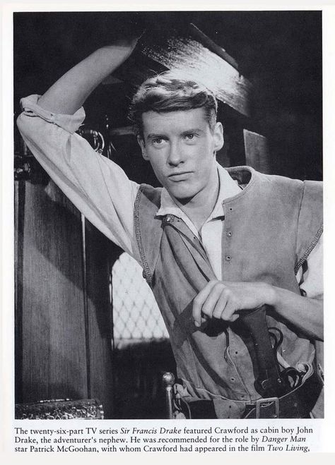 Michael Crawford in "Sir Francis Drake". Michael Crawford, Tv Funny, Music Of The Night, Turner Classic Movies, Opera Singers, Human Face, Phantom Of The Opera, Classic Movies, Man Humor