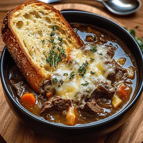 Hearty Bistro Beef Soup with Cheese Crusted Bread Cheese Crust, Sliced Baguette, Beef Soup, Short Ribs, Home Recipes, Food Hacks, Cheese, Bread