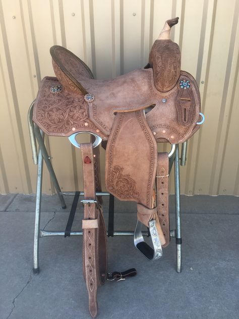 Western Saddle Fit, Western Saddles For Sale, Barrel Saddle Pads, Barrel Saddles Deep Seat, Cwd Saddle, Barrel Racing Saddles, Barrel Racing Tack, Barrel Saddle, Equestrian Helmet