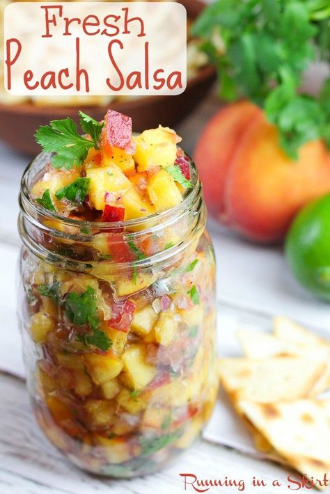 Strawberry Salsa Recipe, Peach Salsa Recipe, Peach Salsa Recipes, Fresh Peach Recipes, Salsa Guacamole, Peach Salsa, Pineapple Salsa, Fruit Salsa, Healthy Fruit