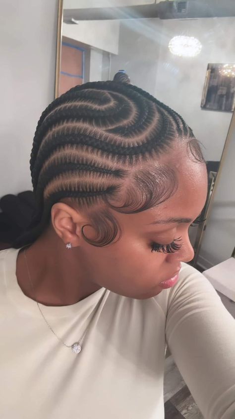 Cornrows Natural Hair, Paris House, Feminine Hygiene Products, Feed In Braids Hairstyles, Quick Natural Hair Styles, Cute Braided Hairstyles, Braided Cornrow Hairstyles, Cute Box Braids Hairstyles, Braids Hairstyles Pictures