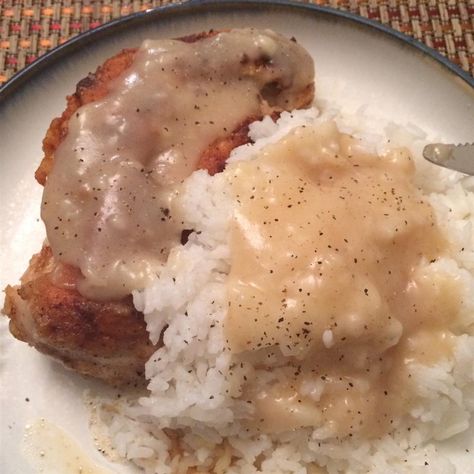 Confort Food Ideas, Chicken Rice And Gravy, Birthday Meals, Stuffing Gravy, Rice And Gravy, Louisiana Cooking, Chicken Over Rice, Chicken With Rice, Venison Steak