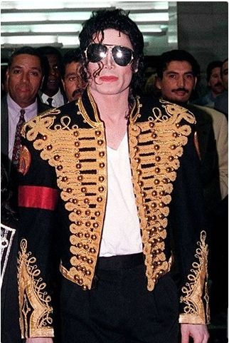 Michael Jackson Outfits, Michael Jackson Daughter, Memphis Depay, Photos Of Michael Jackson, Michael Jackson Pics, Paris Jackson, Jackson 5, The Jacksons, King Of Pops