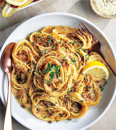 Anchovy Cacio e Pepe Spaghetti with Fried Capers Spaghetti With Anchovies, Pasta With Anchovies And Capers, Recipes With Anchovy Paste, Artichoke Caper Pasta, Pasta With Anchovies, Fried Capers, Wine Kitchen, Recipes Pasta, Mediterranean Cuisine