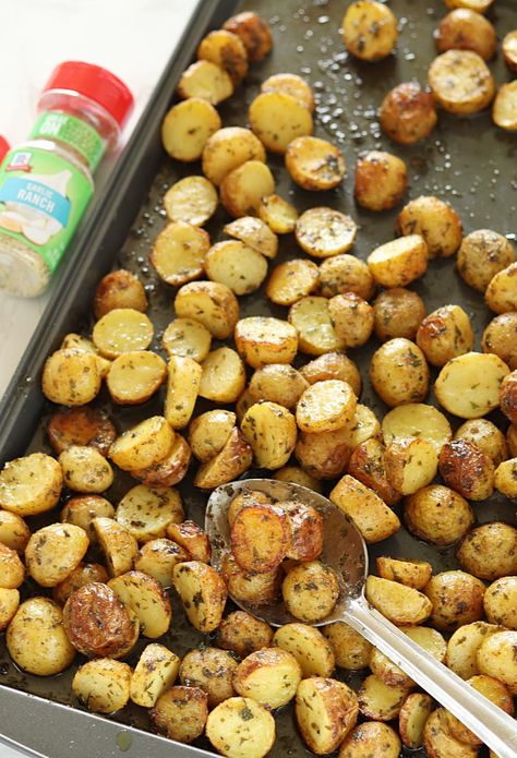 Baby Potato Recipes Roasted, Roasted Small Potatoes, Date Night Outfit Romantic Dinner, Jeans Diy Upcycle, Small Potatoes Recipe, Oven Baked Garlic, Ranch Potatoes Baked, Gold Potato Recipes, Baby Potato Recipes