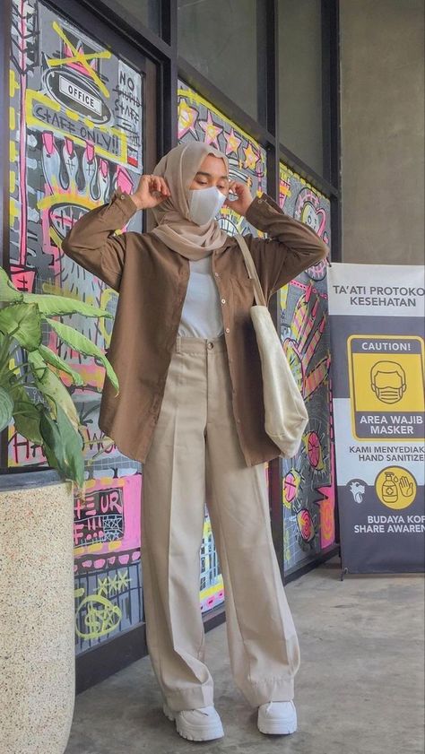 Casual Earth Tone Outfits, Ootd Coklat Hijab, Ootd Earth Tone Hijab, Earth Tone Hijab, Earth Tone Outfits Aesthetic, Outfit Earth Tones, Earth Tone Outfits, Earth Tones Fashion, Ootd Hijab Casual