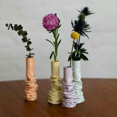 Vases With Flowers, Tanah Liat, Keramik Design, Ceramics Pottery Art, Pottery Classes, Ceramics Projects, Diy Vase, Ceramics Ideas Pottery, Keramik Vase