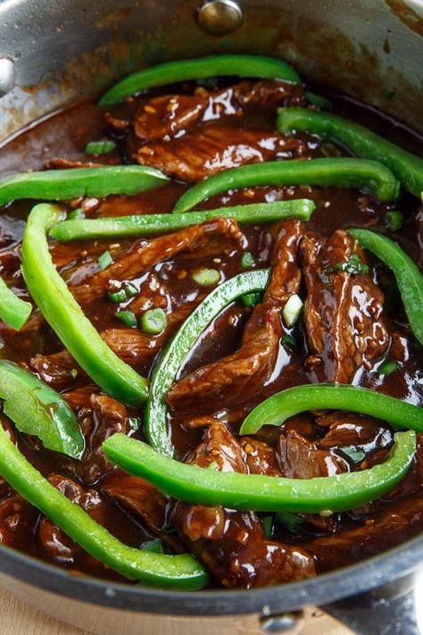 Quick and Easy Beef and Pepper Stir-fry Beef With Black Bean Sauce, Black Bean Garlic Sauce, Beef In Black Bean Sauce, Pepper Stir Fry, Beef Tagine, Stir Fry Sauce Easy, Sweet Soy Sauce, Bean Sauce, Quick Stir Fry