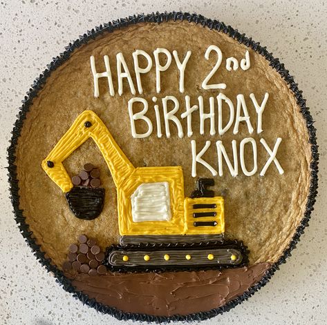 Homemade Construction Birthday Cake, Excavator Pull Apart Cupcakes, Excavator Birthday Party Food, Construction Cookie Cake, Construction Theme Smash Cake, Truck Cookie Cake, Construction Cake For Boys, Construction Theme Birthday Cake, Construction Party Cake