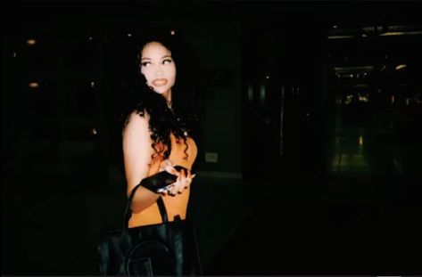 Jaden Jona, Airport Aesthetics, Lauren Perez, Nicki Minaj Photos, Aesthetic Grunge Outfit, Swag Girl Style, Beauty Goals, Girl Swag, Ideas For Instagram Photos