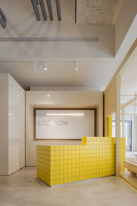 » LOOKNOW store by Sò Studio Small Store Interior Design, Contemporary Design Style, Small Lounge, Yellow Tile, Regal Design, Exposed Brick Walls, Interior Design Concepts, Custom Carpet, Window Installation