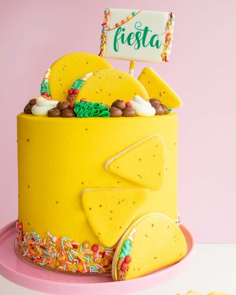 Sweets & Treats | Baking Decor on Instagram: “🌮#nationaltacoday let's do this!!! How about a cake made in their honor?! Are you celebrating with tacos or cake or taco cake tonight? 😋⁠…” Taco Party Cake Ideas, Taco Cake Ideas, Taco Birthday Cake, Mexican Birthday Cake, Taco Cake, Baking Decor, Mexican Birthday, Taco Party, Mexican Party