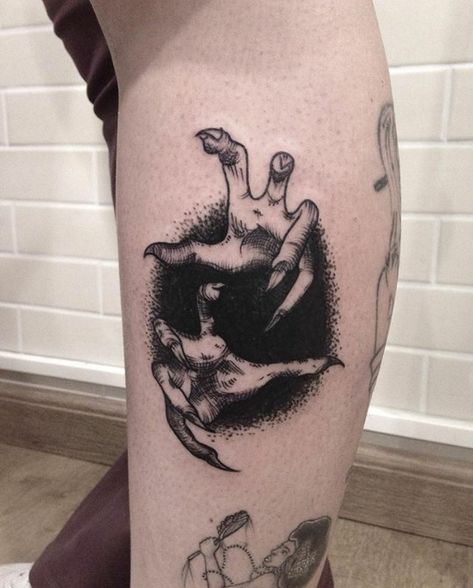 Mis demonios Dark Tattoo Ideas, Stammestattoo Designs, Evil Tattoos, Scary Tattoos, 4 Tattoo, Creepy Tattoos, Spooky Tattoos, Geniale Tattoos, Horror Tattoo