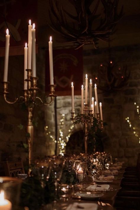 Vampiric Wedding, Unique Crockery, Stone Room, Gold Charger Plates, Dark Romantic Wedding, Gothic Wedding Theme, Moody Modern, Dark Wedding Theme, Vibes Photography