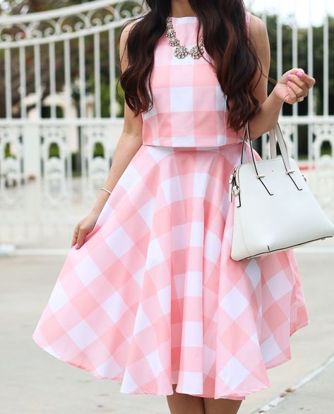 Pink Check Crop Top and Skirt Set, Easter outfit idea, pink gingham skirt. spring outfit idea, what to wear for Easter, petite fashion blog - click the photo for outfit details! Skirt And Top Outfits, Crop Top Skirt Set, Top And Skirt Set, Skirt And Top Set, Top Skirt Set, Classy Dress Outfits, Dress Indian Style, Frock Design, Stylish Dress Designs