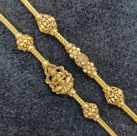 Thali Chain Designs Gold, Thali Kodi, Chain Designs Gold, Mugappu Chain, Thali Chain, Simple Necklace Designs, Sms Language, Jewel Design, Bridal Jewelry Sets Brides