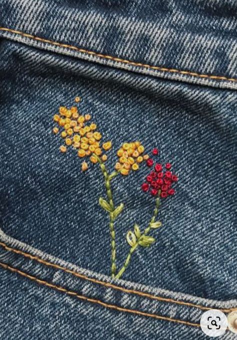 Jean Embroidery Tutorial, Jeans Pocket Embroidery, Embroidery Jeans Diy Easy, Denim Embroidery Jeans, Jeans Embroidery Ideas, Embroidery On Denim, Jean Embroidery, Embroidery Jeans Diy, Basic Hand Embroidery Stitches