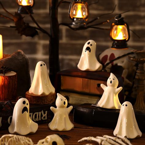 Ghost Figurines, Ghost Sculpture, Halloween Decor Scary, Ceramic Ghost, Spooky Halloween Decor, Ghost Decor, Statue Decoration, Scary Ghost, White Ghost