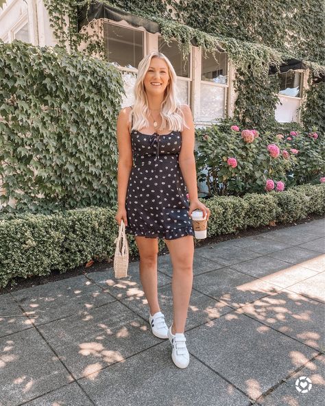 Dress And Sneakers, Summer Favorites, Floral Dress, Off Shoulder Dress, Dress With Sneakers, Strapless Top, Influencer, Sneakers, Floral