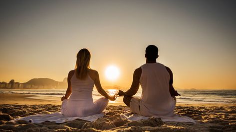 7 Meditations for the Relationship Issues We've All Had. In honor of Valentine's Day, Meditation Studio shares a series of meditations devoted to solving some of the most common relationship challenges. What Is A Mantra, Meditation Teacher Training, Yoga Bikram, Find Real Love, Yoga Vinyasa, Meditation Studio, Transcendental Meditation, Easy Meditation, Relationship Challenge