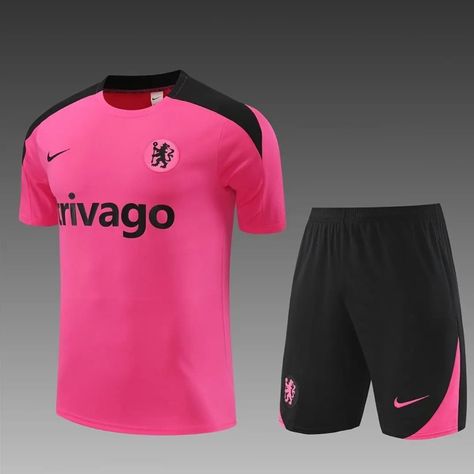 Chelsea Training, Football Training Kit, Chelsea Soccer, Pink Football, Real Madrid Soccer, Watford Fc, Play Outfit, Barcelona Soccer, Soccer Outfits