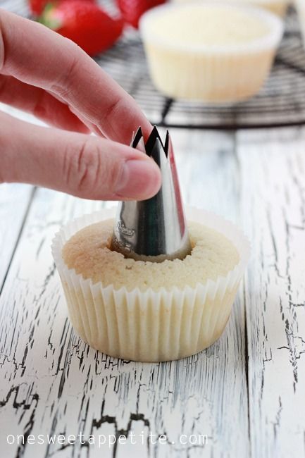 How To Fill A Cupcake With Icing, Icing Filled Cupcakes, How To Stuff Cupcakes, Fillings For Cupcakes Recipes, Filling Cupcakes How To, How To Put Filling In Cupcakes, Center Filled Cupcakes, How To Fill A Cupcake With Filling, Cupcake Toppings Decoration