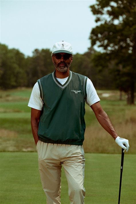 Classy Golf Outfit Men, Golf Outfits Man, Golf Outfits Men Fashion, Golf Wear Men, Men Golfing Outfit, Golf Street Style, Golf Outfit Mens, Golf Shorts Outfit Men, Old Money Golf Outfit Men