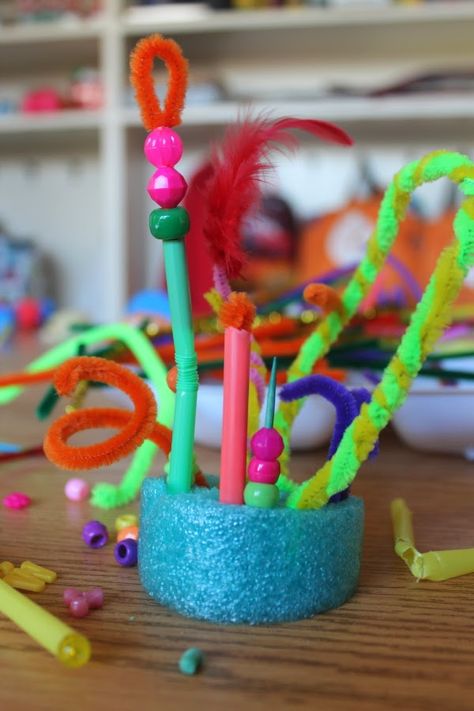 Kindergarten Sculpture, Dr. Suess, Process Art Preschool, 3d Art Projects, Sculpture Art Projects, Art Preschool, Storybook Art, Sculpture Projects, Elementary Art Projects