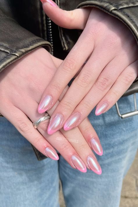 Pink chrome french tip nails Chrome French Tip, Nails Coquette, Almond Nails Pink, Paznokcie Hello Kitty, Chrome French, Pink Tip Nails, Pink French Nails, Coquette Nails, Kutek Disney