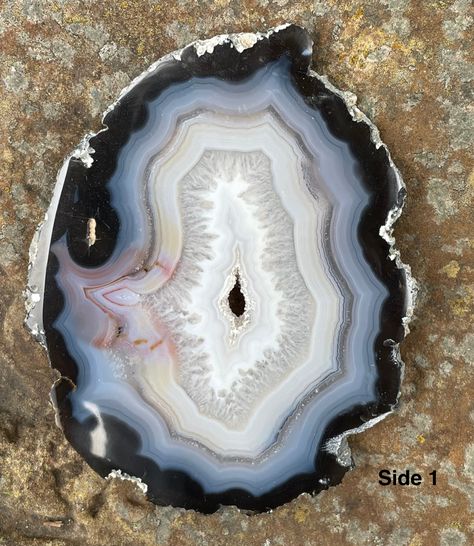 Large Natural Polished Black Agate Slice with Druzy Center. This would make a beautiful display piece. Measures: Length: 103mm Width: 80mm Depth: 5mm Geode Slice, Agate Slices, Natural Round Agate Stones, Unique Agate Geodes, Luxury Agate Geodes Gemstones, Agate Rocks, Unique Hand-strung Agate Beads, Grey Agate, Crystal Geode