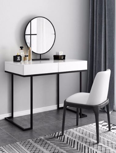 Vanity Table Minimalist, Vanity Table Inspiration, Minimalistic Dressing Table, Scandinavian Dressing Table, Make Up Table Design, Vanity Table In Bedroom, Make Up Table Ideas, Minimalistic Vanity, Makeup Table Design