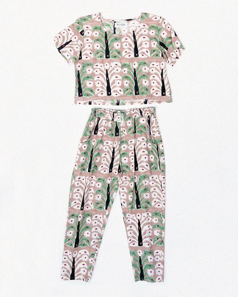 Spring ready 🌱 🐣 🌱 A special botanical block-printed soft set for all occasions. Botanical Aesthetic, Artisanal Design, Cute Pjs, Bath And Body Shop, Indian Patterns, Handwoven Fabric, Unique Prints, Clothing Inspiration, Reference Photos