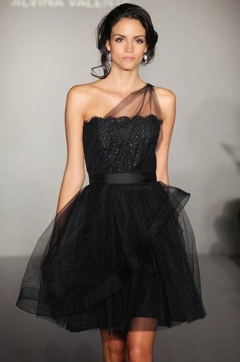 Splendid Sass: LITTLE BLACK DRESS FAVORITES Lucille Ball, Prom Dress 2013, Mode Glamour, Dresses 2013, Looks Party, Black Bridesmaid Dresses, Beauty And Fashion, 여자 패션, Gorgeous Gowns