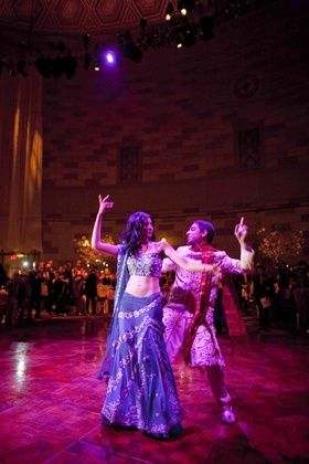 Actress Reshma Shetty and Deep surprised their guests with a Bollywood first dance. #IndianWedding Photography: Mel Barlow & Co. Read More: http://www.insideweddings.com/weddings/reshma-shetty-and-deep-katdare/377/ Bollywood Dancing, Honeymoon Registry, Ballroom Reception, Hindu Ceremony, Wedding Inside, Bollywood Dance, Traditional Indian Wedding, Couples Photos, New York Wedding