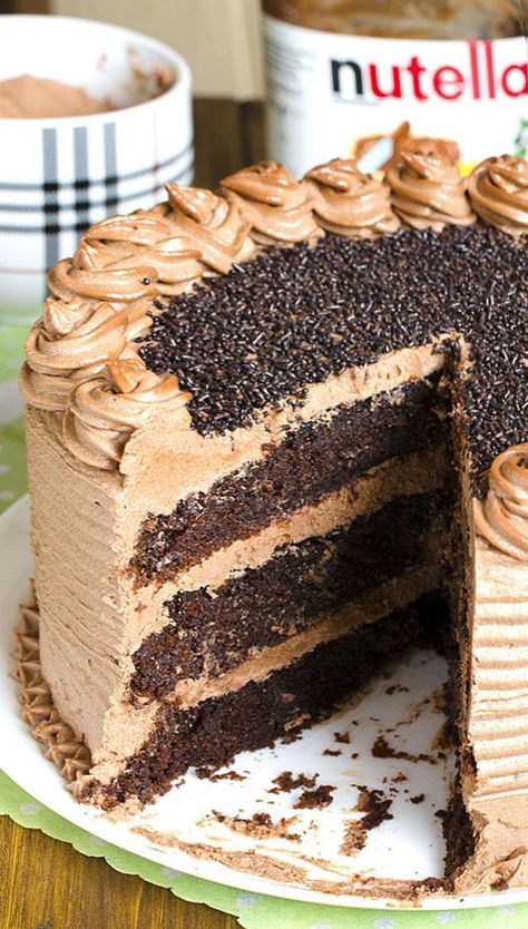 Chocolate Cake Moist, Chocolate Nutella Cake, Lava Cookies, Nutella Frosting, Rich Cake, Nutella Cake, Chocolate Nutella, Nutella Recipes, Cookies Chocolate