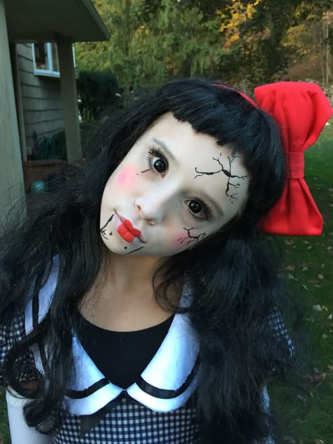 China Doll Costume Halloween, Scary Doll Halloween Makeup, Broken Porcelain Doll Makeup, Porceline Doll Makeup, China Doll Makeup, Dead Doll Makeup, Haunted Doll Makeup, Doll Eye Contacts, China Doll Costume